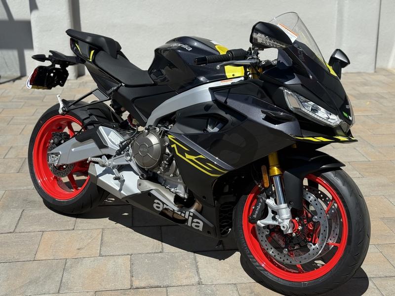 0FC986CA-A00F-407C-931E-34A794D795AB