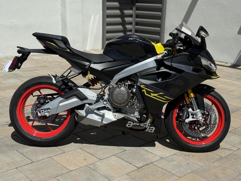 9A9025D4-BB61-41D0-BBEF-C639ED52CE9E