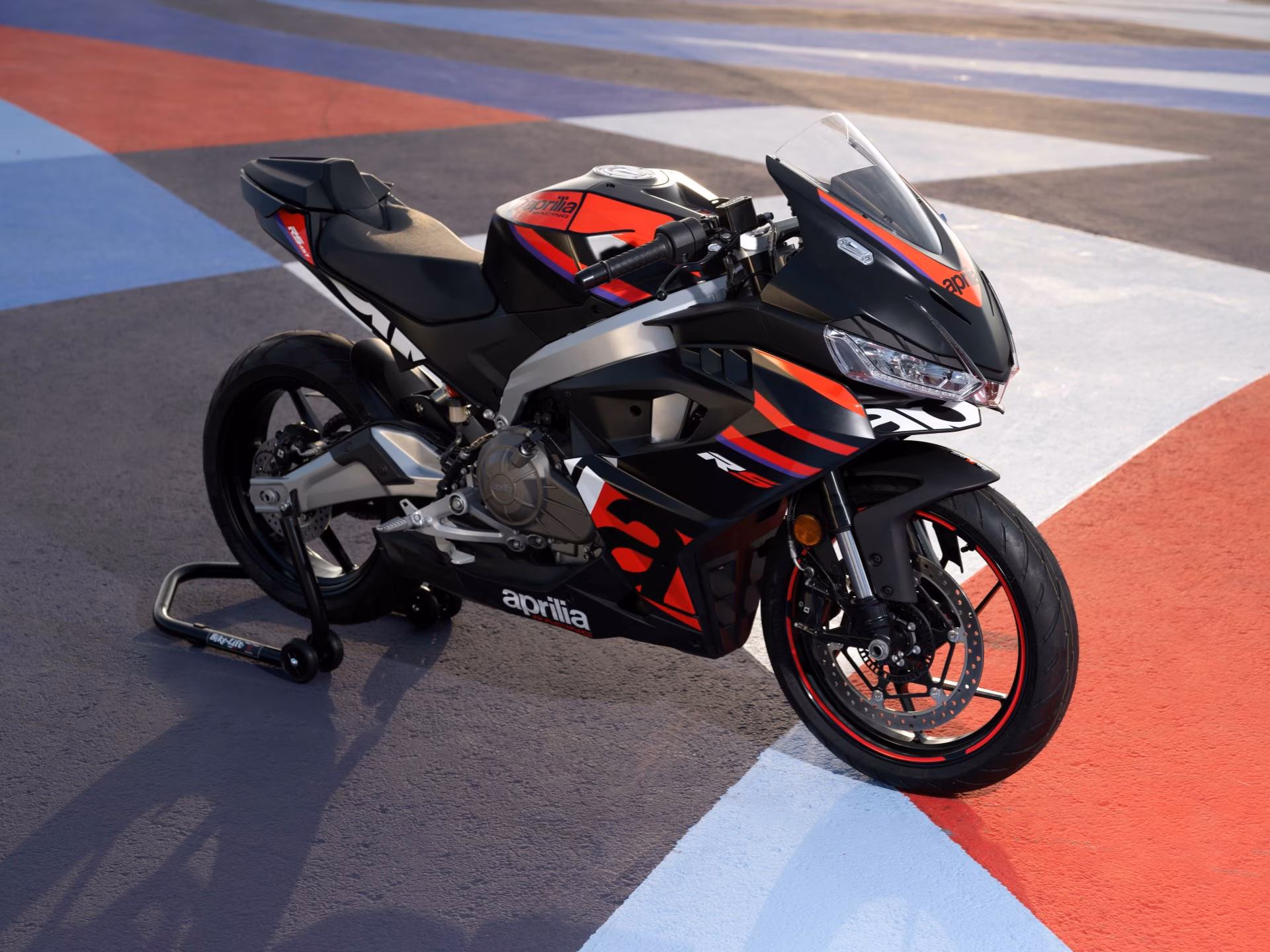 Aprilia_RS457_gallery_1920x1440_1